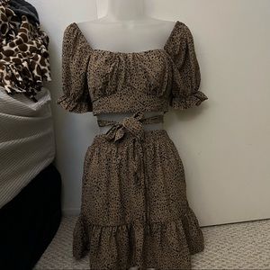 Two piece leopard print set